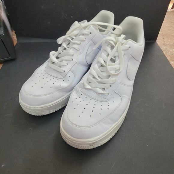 Nike triple White Men's Size 12 US Sneakers 315122-111 Air Force 1 Leather - Picture 2 of 7